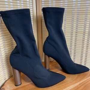 Public Desire Woman’s 9 Emily Sock Fit Stretch Boot Black Mid Calf